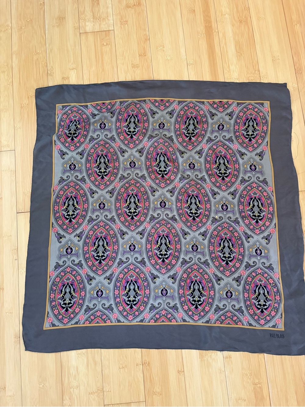 Bill Blass Silk Paisley Print Scarf in Gray & Pink